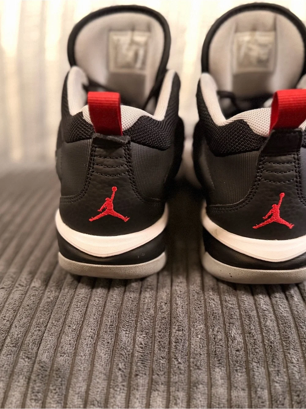 Jordan Air MVP “Bred” Black/Cement Grey/University Red Men’s size 9 (FB1396-006)